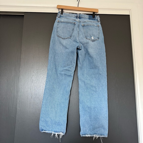 Abercrombie 90s Baggy Low Rise Curve Love sz 27/4 SHORT - Picture 3 of 3